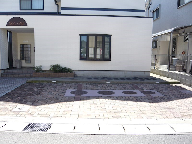 LEBEN GIFU 駐車場
