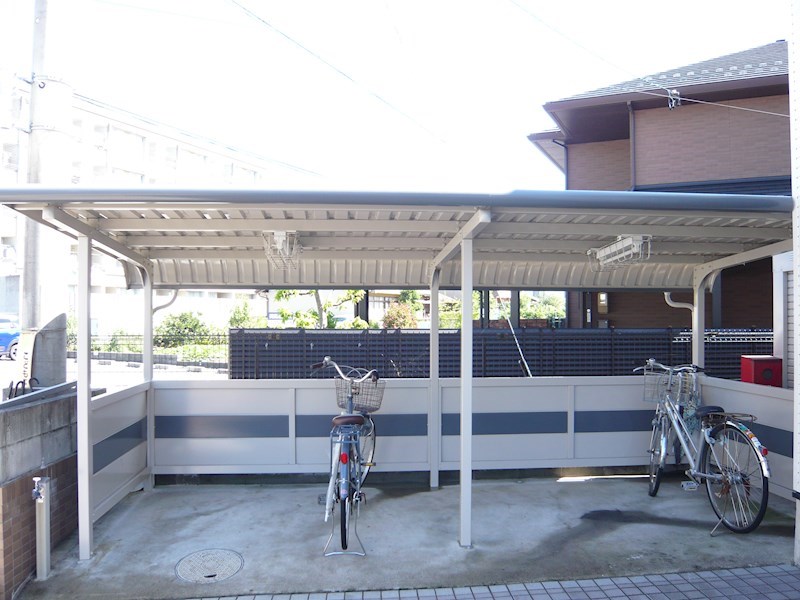 LEBEN GIFU 駐輪場