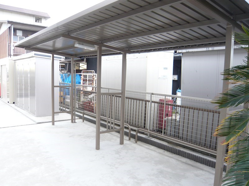 サンライズG 駐輪場