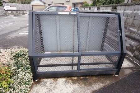 ノーブルネサンス ゴミ出し場