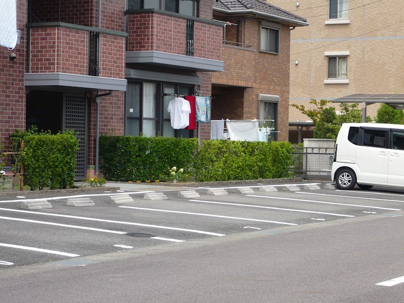 Granfort 駐車場