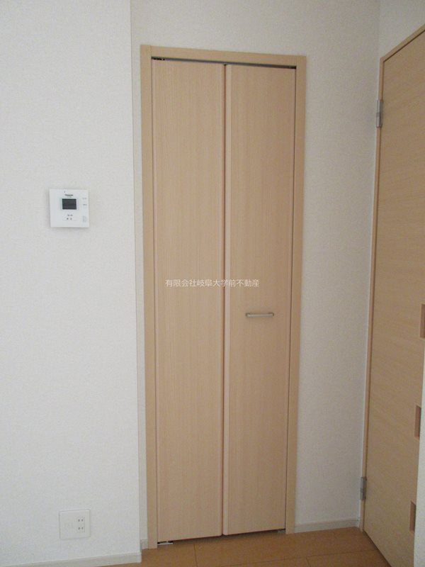 メゾンアンジュ ＬＤＫ収納※写真はA101