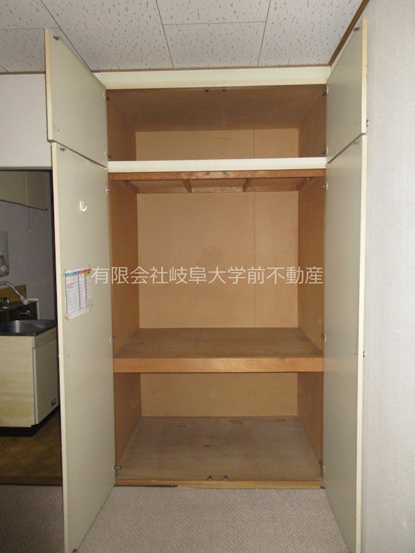 ハイツ青嵐 収納