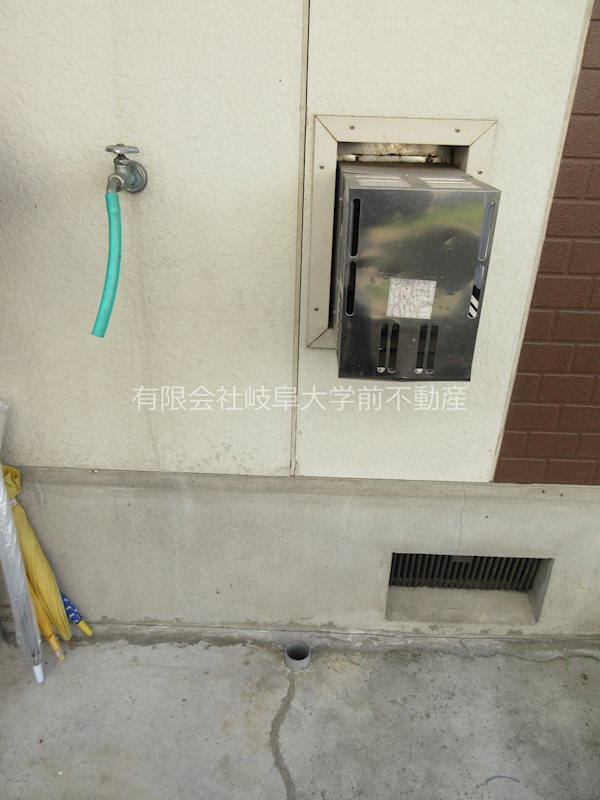 ハイツ青嵐 洗濯機置き場