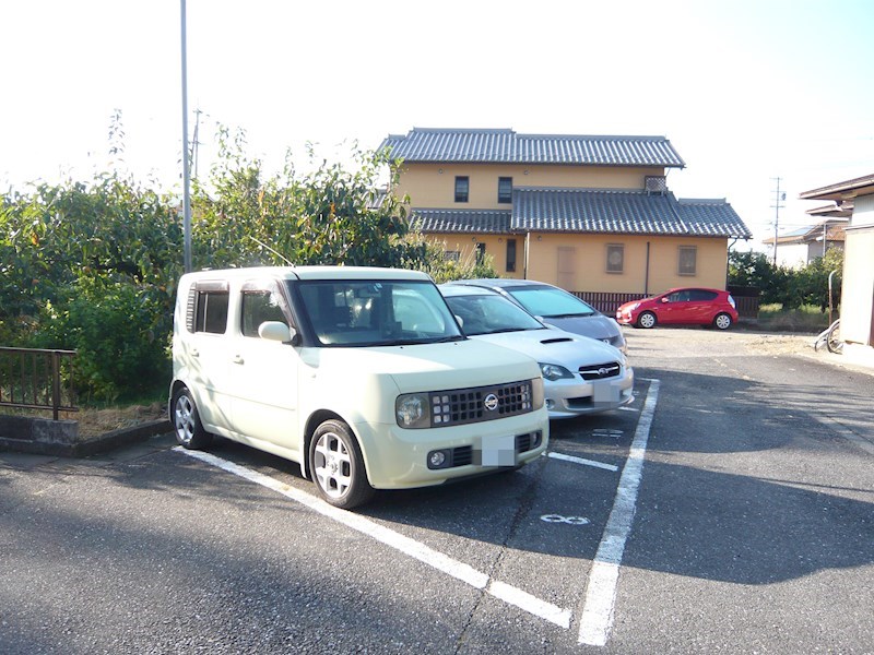 夢ハウス386 駐車場