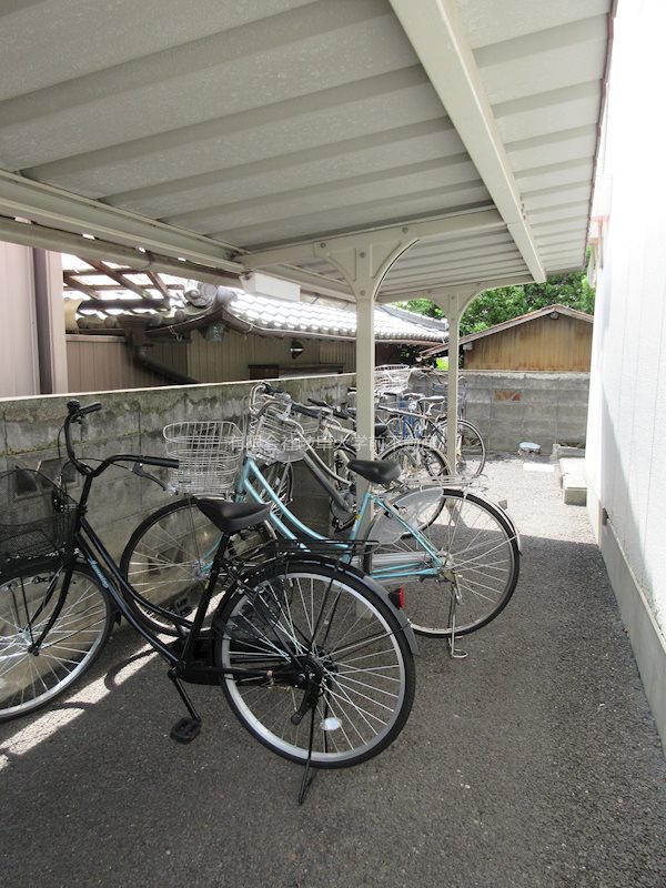 コーポ８１０Ⅱ 駐輪場