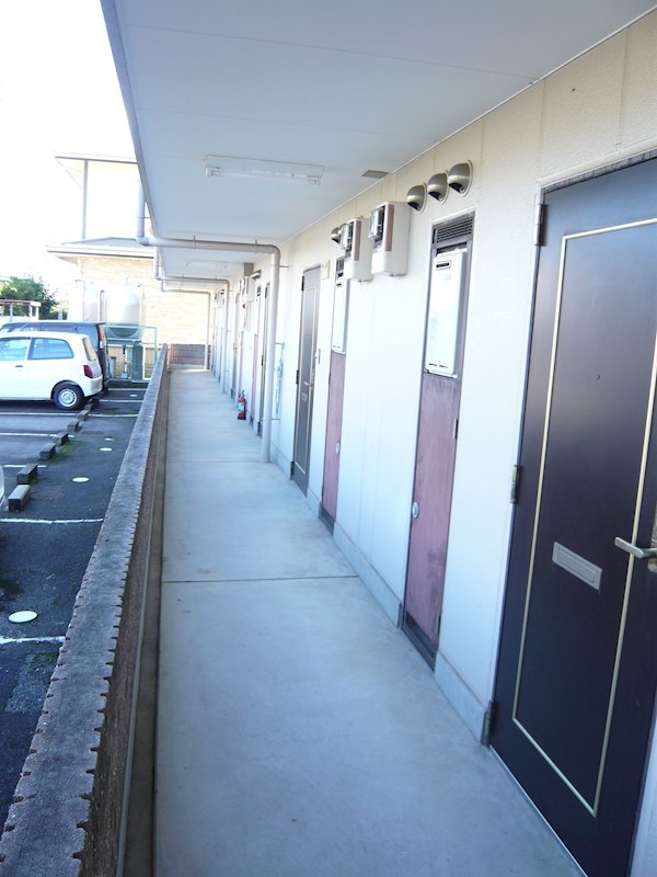 YKカレッジマンション 共用廊下