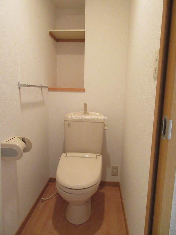 プラウ正木 トイレ※写真は103