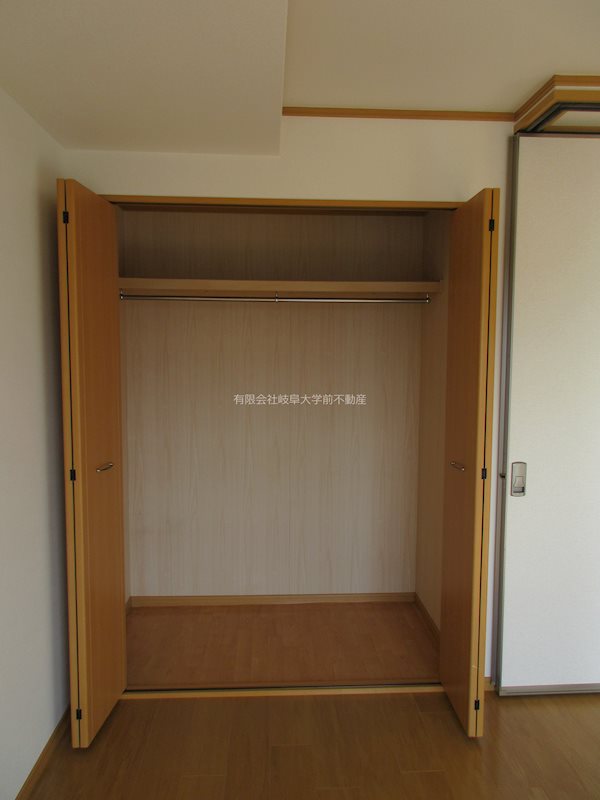 プラウ正木 南洋室収納※写真は103