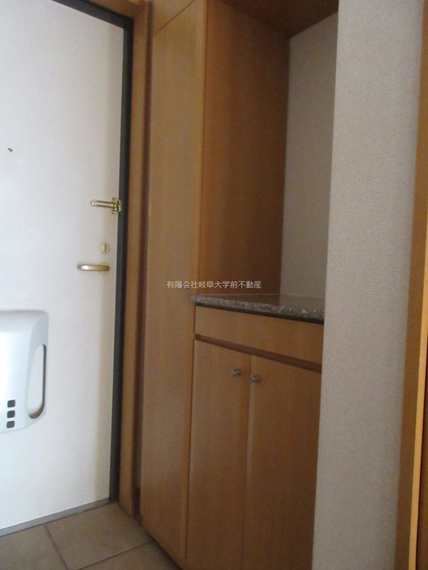 プラウ正木 シューズボックス※写真は103