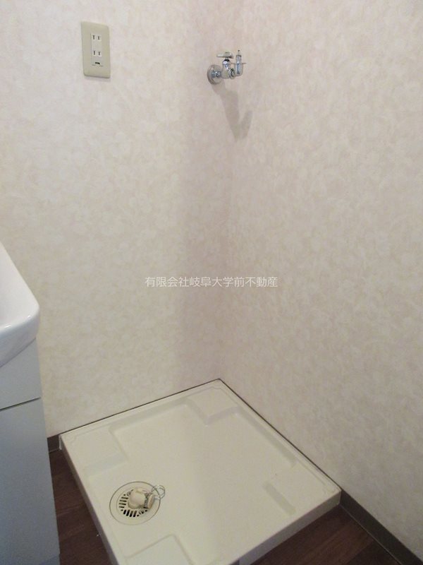 プレシャスモール 洗濯機置き場※写真は206