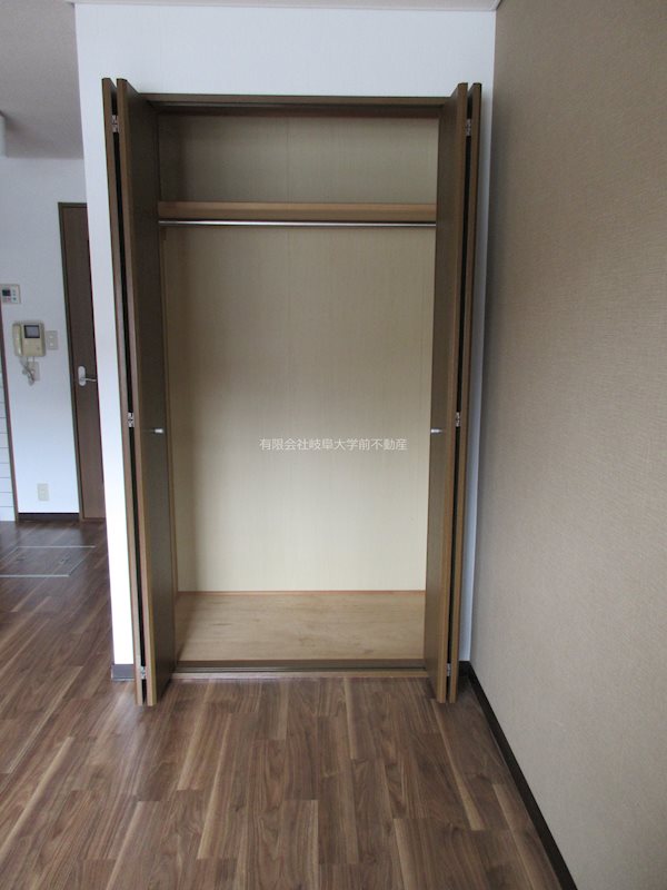 エスポワールT･R･H 収納※写真は105