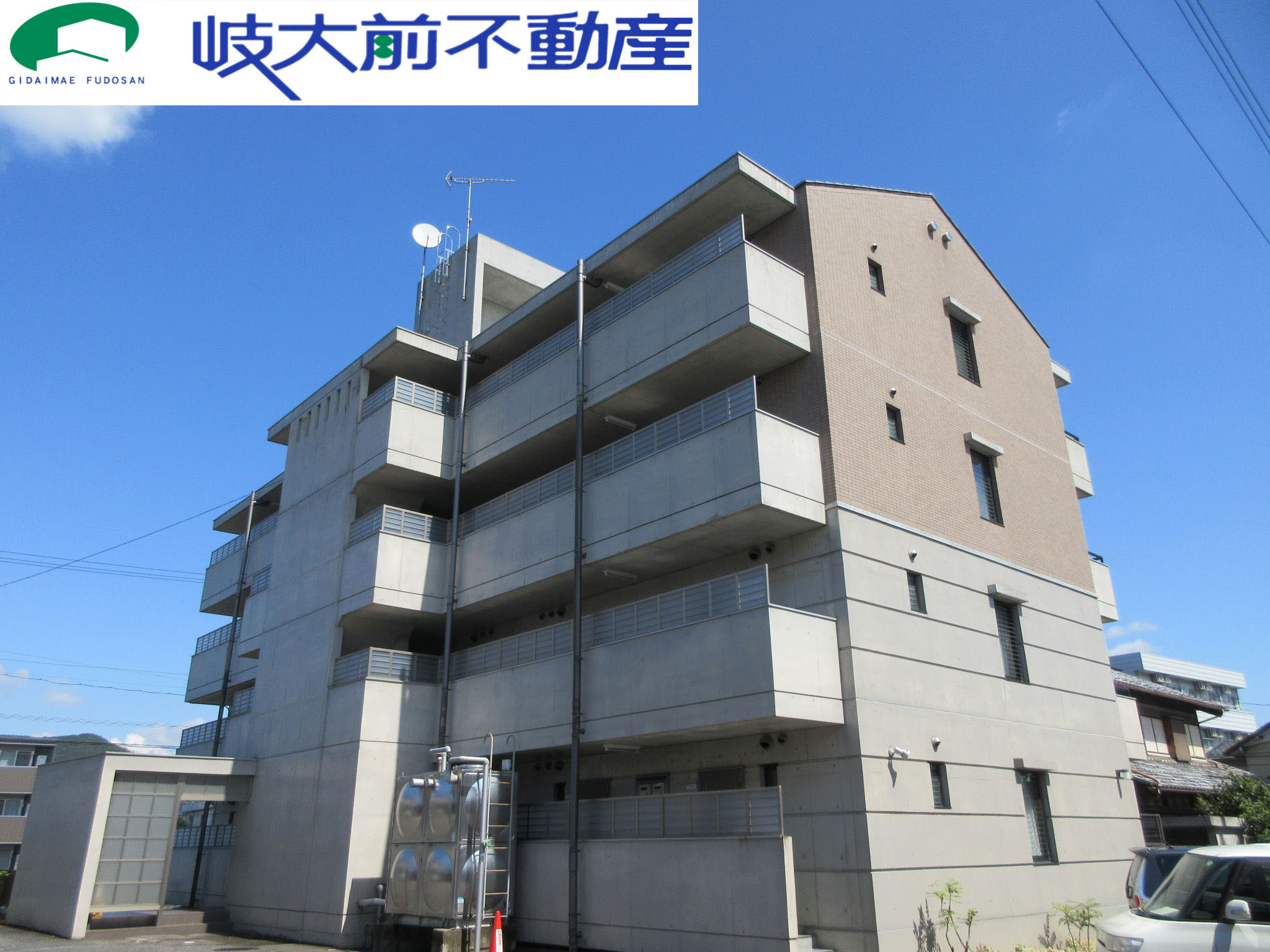 【外観】GOLD CREST