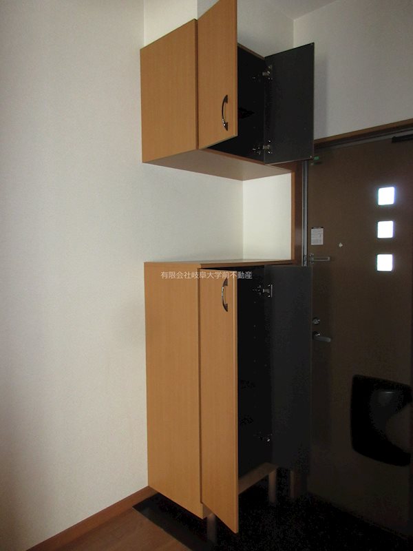 シャルフⅡ 収納