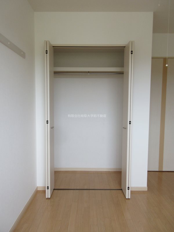 アジュール 収納