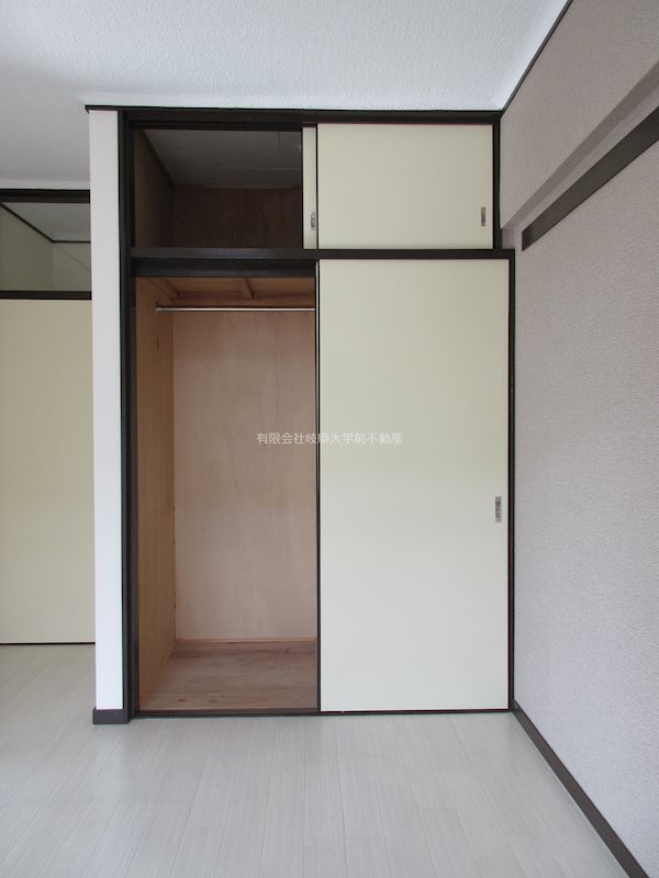 シャルム岐阜 収納