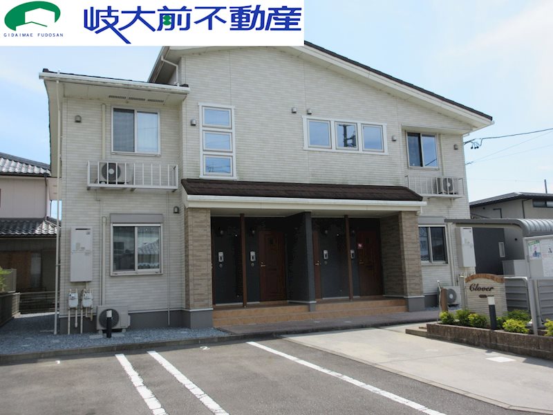 クローバー 外観